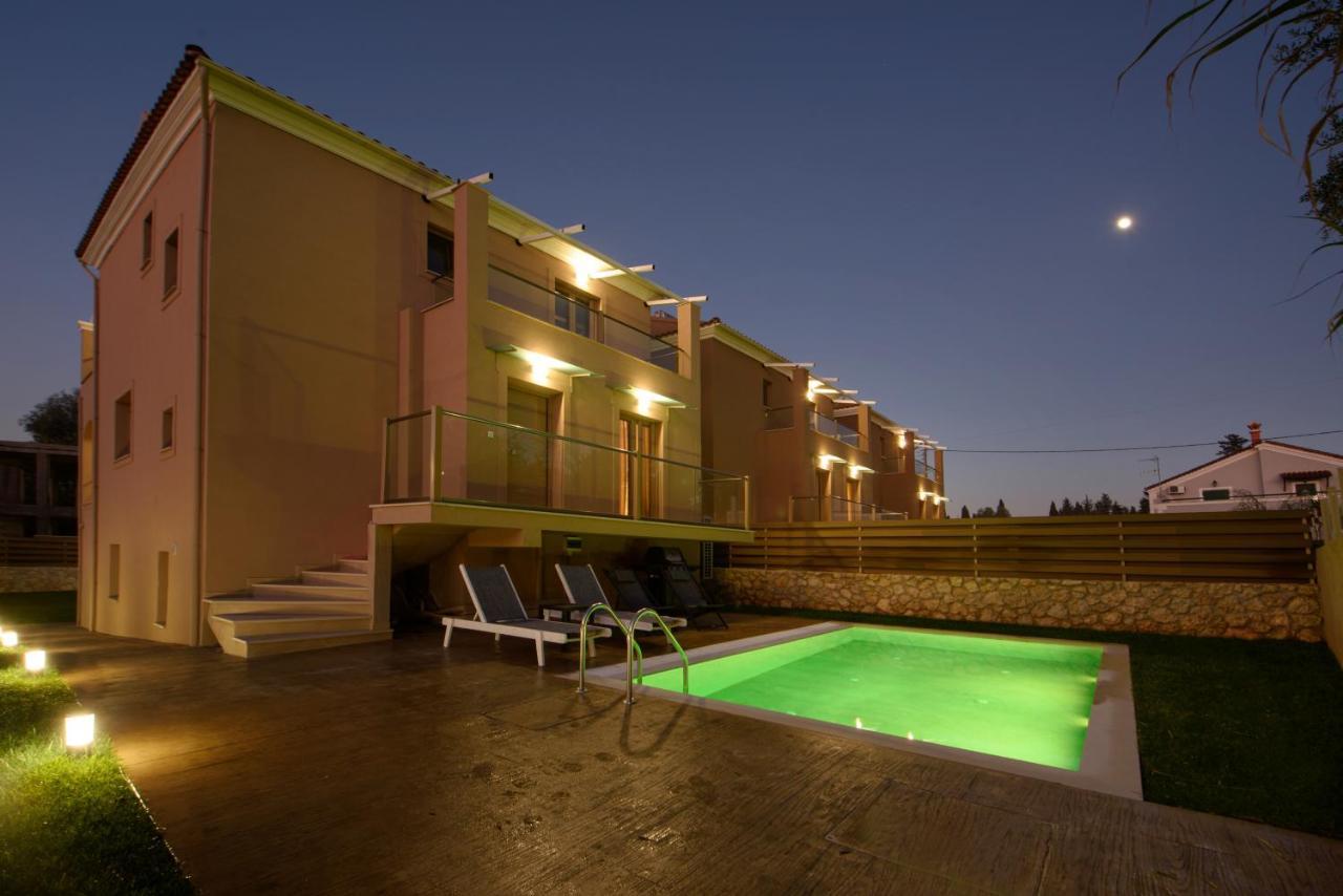 Efilenia Luxury Villas 库托卡利恩 外观 照片